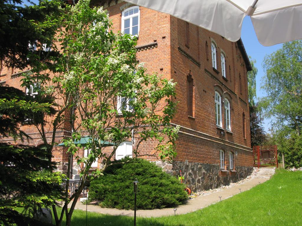 Gutshaus Zietlitz Hotel Dobbin-Linstow Kültér fotó
